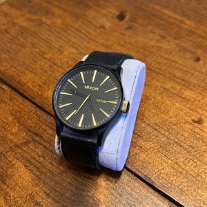 Nixon watch